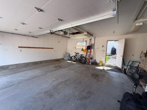 119 Fallswater Crescent Ne, Calgary, AB - Indoor Photo Showing Garage