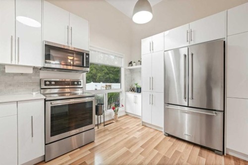 70 Brae Glen Lane Sw, Calgary, AB - Indoor Photo Showing Kitchen With Stainless Steel Kitchen
