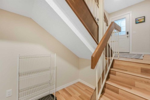 70 Brae Glen Lane Sw, Calgary, AB - Indoor Photo Showing Other Room