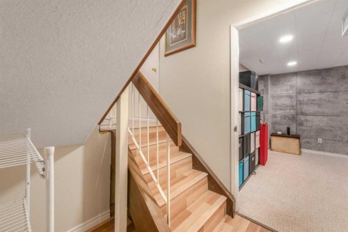 70 Brae Glen Lane Sw, Calgary, AB - Indoor Photo Showing Other Room