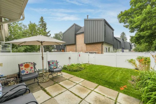 70 Brae Glen Lane Sw, Calgary, AB - Outdoor