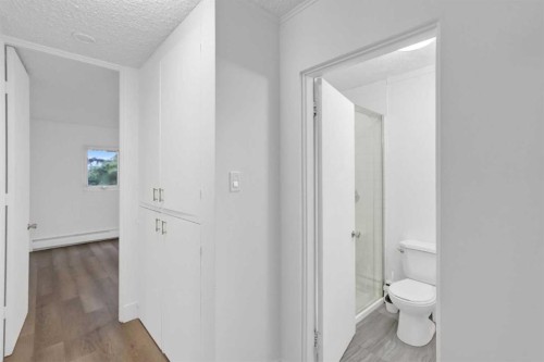 104-6919 Elbow Drive Sw, Calgary, AB - Indoor Photo Showing Other Room