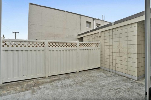 104-6919 Elbow Drive Sw, Calgary, AB - Outdoor With Exterior