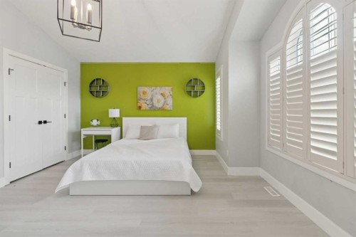 1826 Baywater Street Sw, Airdrie, AB - Indoor Photo Showing Bedroom