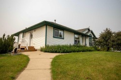 4351 Township Road 332 Rural Mountain View County, AB T0M 1X0