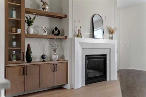 8140 47 Avenue Nw, Calgary, AB - Indoor With Fireplace