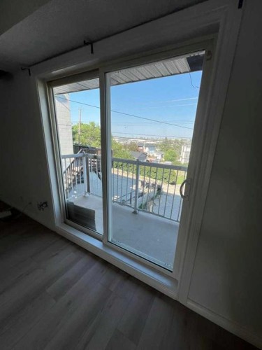 4-3726 Centre Street Ne, Calgary, AB -  Photo Showing Other Room