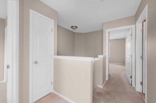 169 Everstone Drive Sw, Calgary, AB - Indoor Photo Showing Other Room