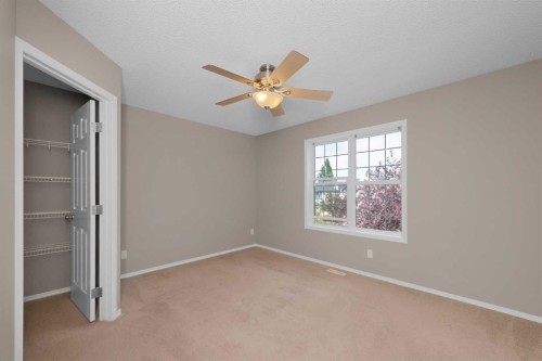 169 Everstone Drive Sw, Calgary, AB - Indoor Photo Showing Other Room