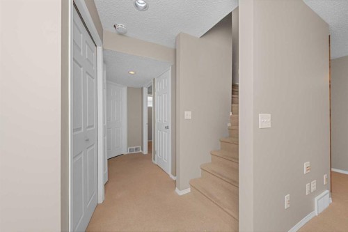 169 Everstone Drive Sw, Calgary, AB - Indoor Photo Showing Other Room