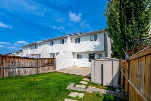 169 Everstone Drive Sw, Calgary, AB - Outdoor