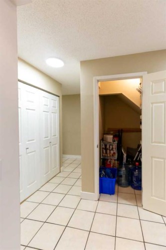 605-1900 25A Street Sw, Calgary, AB - Indoor Photo Showing Other Room