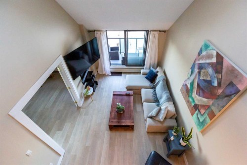 605-1900 25A Street Sw, Calgary, AB - Indoor Photo Showing Other Room