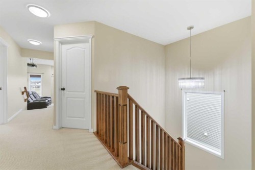 29 Royal Birkdale Drive Nw, Calgary, AB - Indoor Photo Showing Other Room