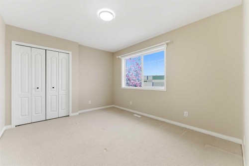 29 Royal Birkdale Drive Nw, Calgary, AB - Indoor Photo Showing Other Room