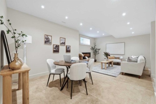 8216 9 Avenue Sw, Calgary, AB - Indoor