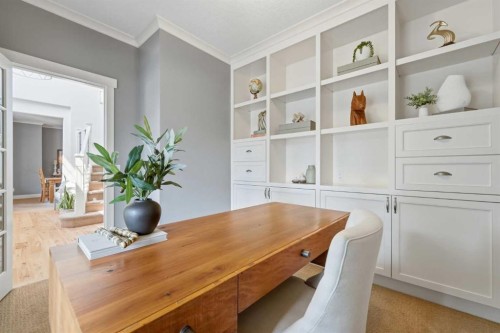 8216 9 Avenue Sw, Calgary, AB - Indoor Photo Showing Office