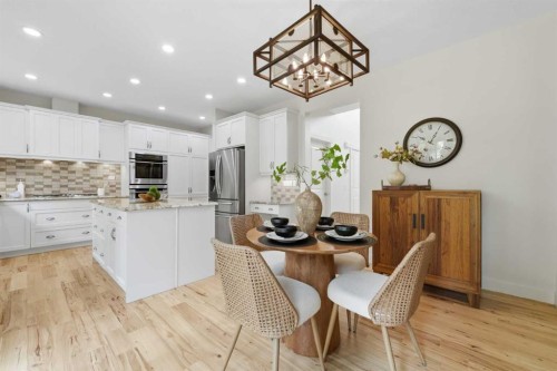 8216 9 Avenue Sw, Calgary, AB - Indoor