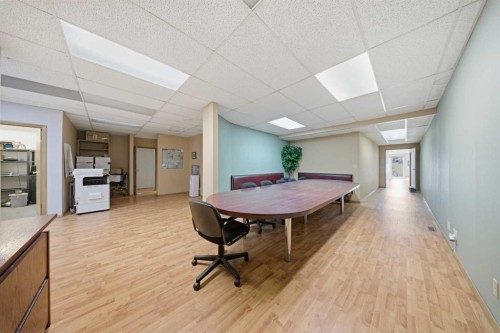 122 2 Avenue, Strathmore, AB 
