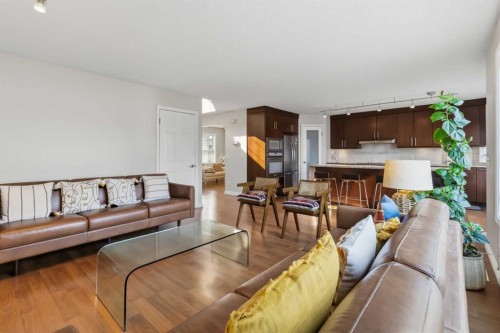 307 Hidden Cove Nw, Calgary, AB - Indoor Photo Showing Living Room