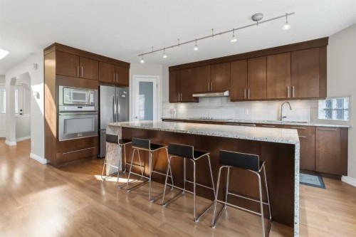 307 Hidden Cove Nw, Calgary, AB - Indoor Photo Showing Kitchen