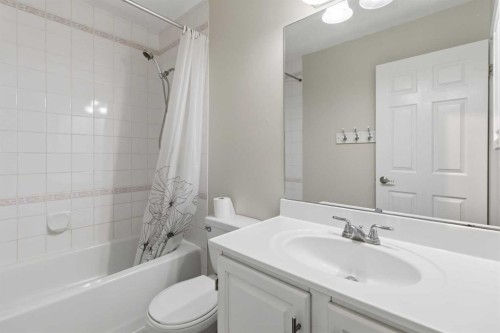 307 Hidden Cove Nw, Calgary, AB - Indoor Photo Showing Bathroom