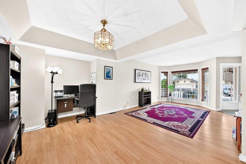 216 Millbank Road Sw, Calgary, AB - Indoor