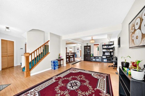 216 Millbank Road Sw, Calgary, AB - Indoor