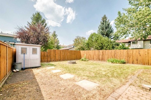 216 Millbank Road Sw, Calgary, AB - Outdoor