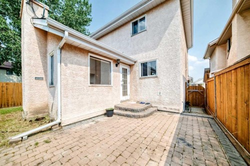 216 Millbank Road Sw, Calgary, AB - Outdoor With Exterior