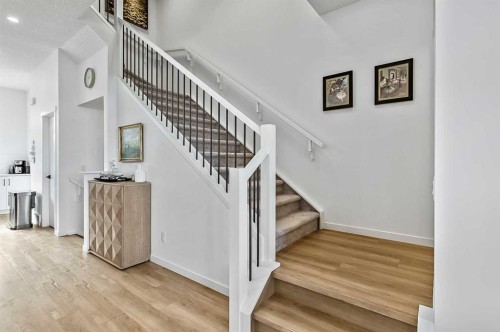 99 Masters Road Se, Calgary, AB - Indoor Photo Showing Other Room