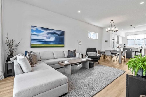 99 Masters Road Se, Calgary, AB - Indoor Photo Showing Living Room