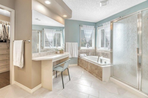243 Westchester Boulevard, Chestermere, AB - Indoor Photo Showing Bathroom