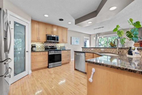 92 Cranston Drive Se, Calgary, AB - Indoor Photo Showing Kitchen