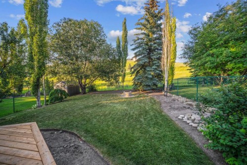 30 Gleneagles View, Cochrane, AB - Outdoor