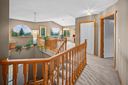 30 Gleneagles View, Cochrane, AB - Indoor Photo Showing Other Room