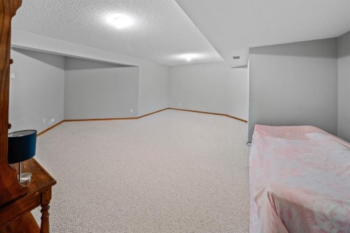 30 Gleneagles View, Cochrane, AB - Indoor Photo Showing Other Room
