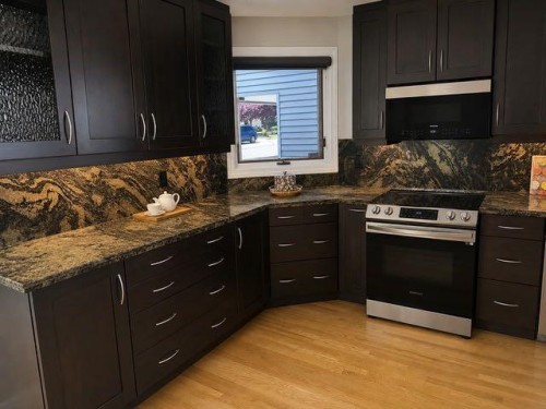 1924 29 Avenue South, Calgary, AB - Indoor Photo Showing Kitchen