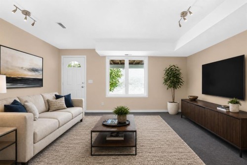 1924 29 Avenue South, Calgary, AB - Indoor Photo Showing Living Room