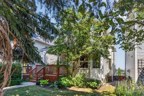 1924 29 Avenue South, Calgary, AB - Outdoor