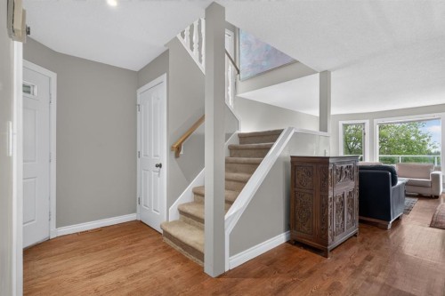 1924 29 Avenue South, Calgary, AB - Indoor Photo Showing Other Room