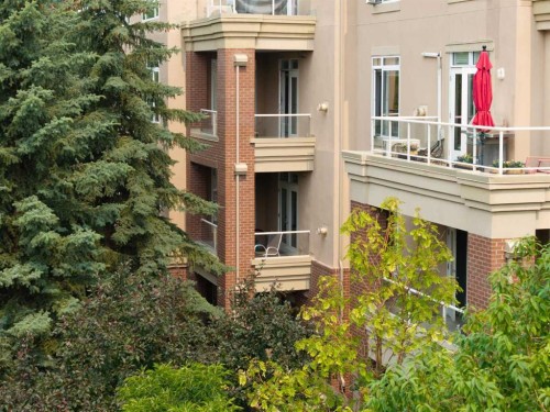 4203-24 Hemlock Crescent Sw, Calgary, AB - Outdoor