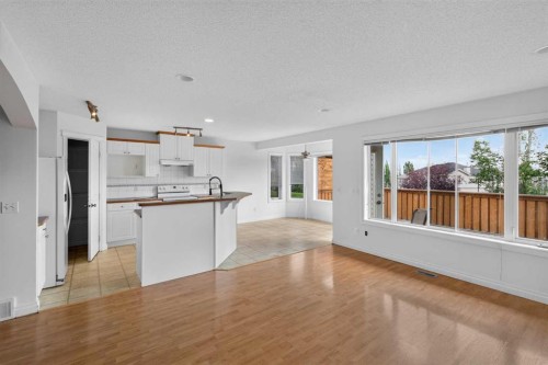 126 Bridlewood Way Sw, Calgary, AB - Indoor Photo Showing Kitchen