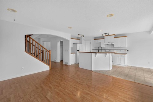 126 Bridlewood Way Sw, Calgary, AB - Indoor Photo Showing Kitchen
