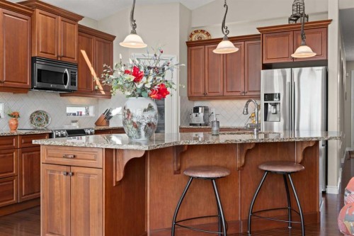 51 Elysian Crescent Sw, Calgary, AB - Indoor Photo Showing Kitchen With Upgraded Kitchen