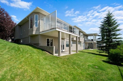 51 Elysian Crescent Sw, Calgary, AB - Outdoor