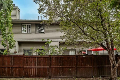 571 Point Mckay Grove Nw, Calgary, AB - Outdoor
