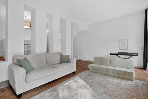 571 Point Mckay Grove Nw, Calgary, AB - Indoor Photo Showing Living Room