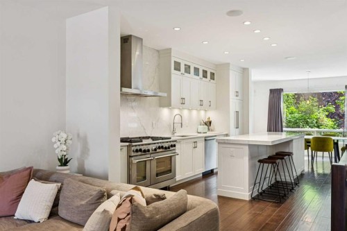 4417 16A Street Sw, Calgary, AB - Indoor