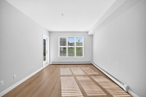 1210-95 Burma Star Road Sw, Calgary, AB - Indoor Photo Showing Other Room